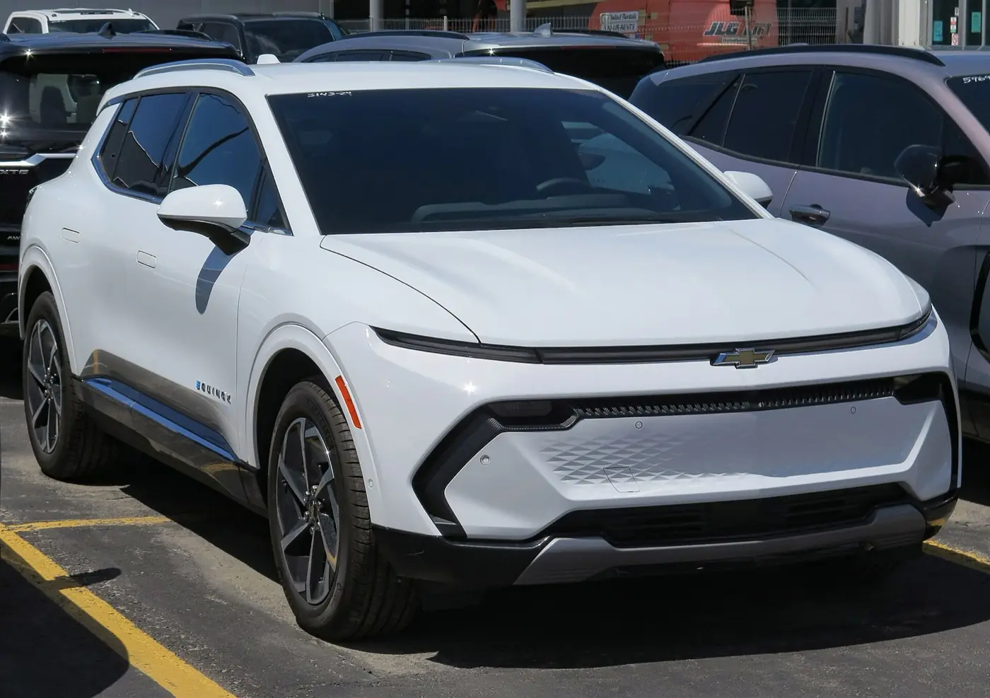 Chevrolet Equinox EV 2026, vista 3/4 frontal, foto 1