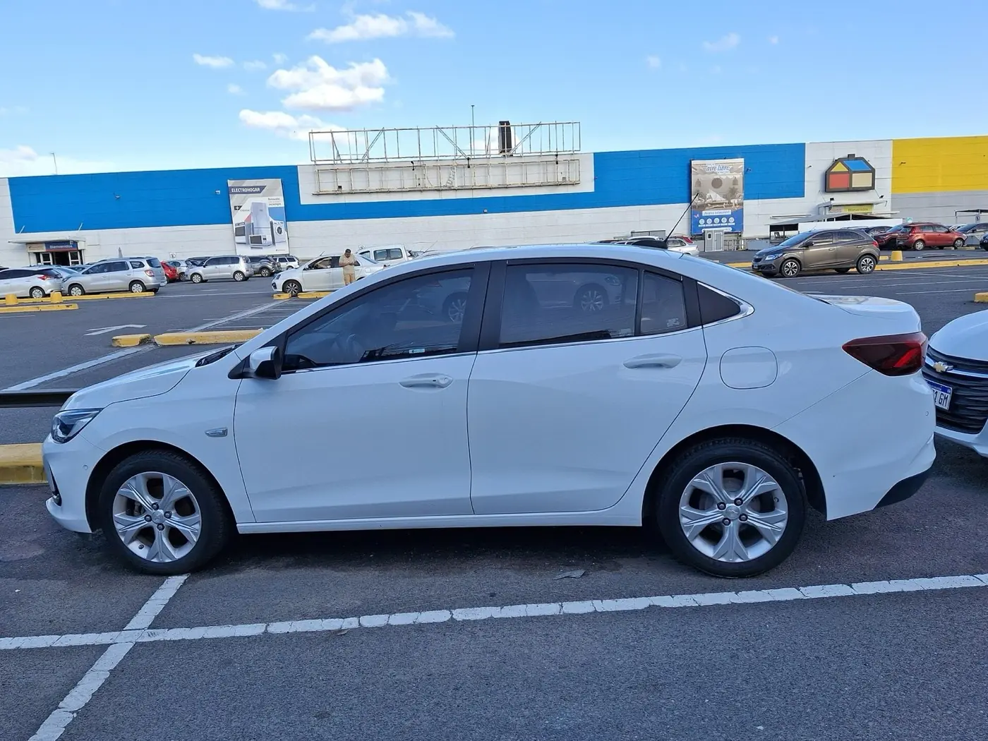 Chevrolet Onix 2026, vista perfil