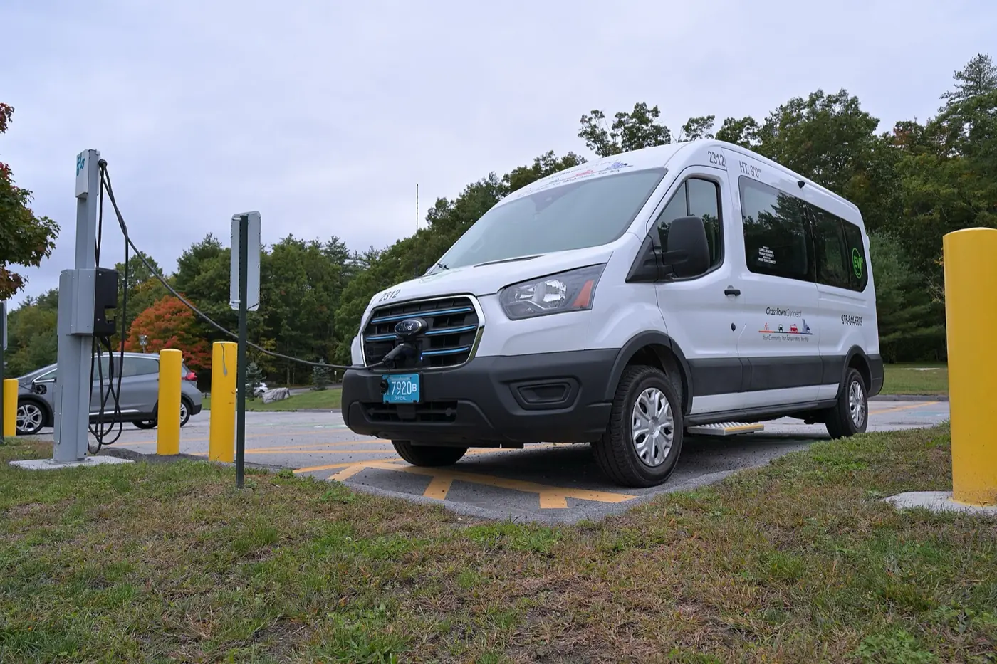 Ford E-Transit 2026, vista 3/4 frontal
