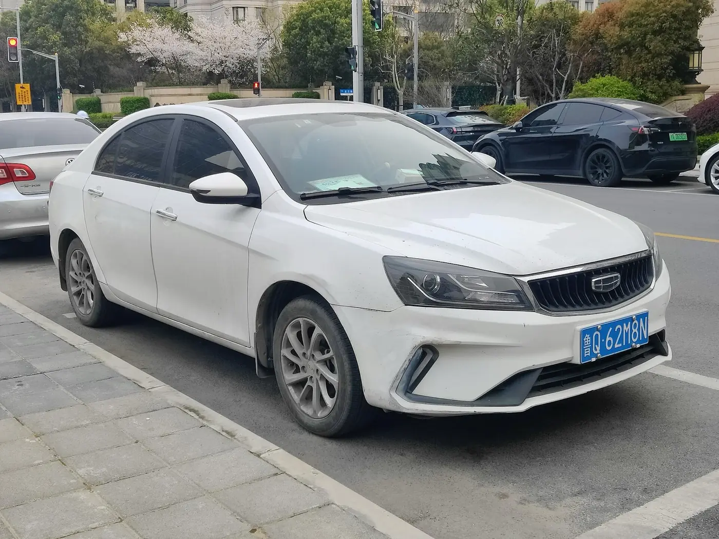 Geely Emgrand 2026, vista 3/4 frontal
