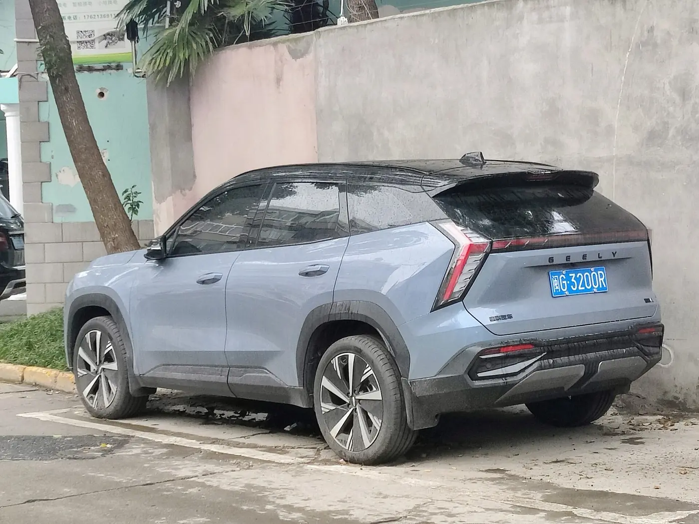 Geely Starray 2026, vista 3/4 trasera