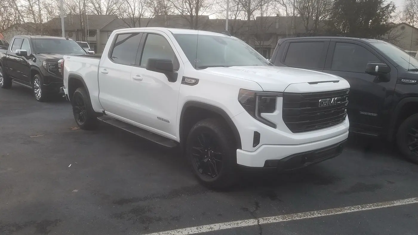 GMC Sierra 2026, vista 3/4 frontal, foto 1