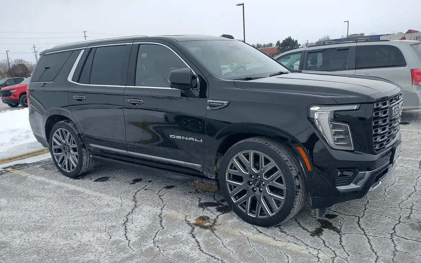 GMC Yukon 2026, vista 3/4 frontal, foto 2