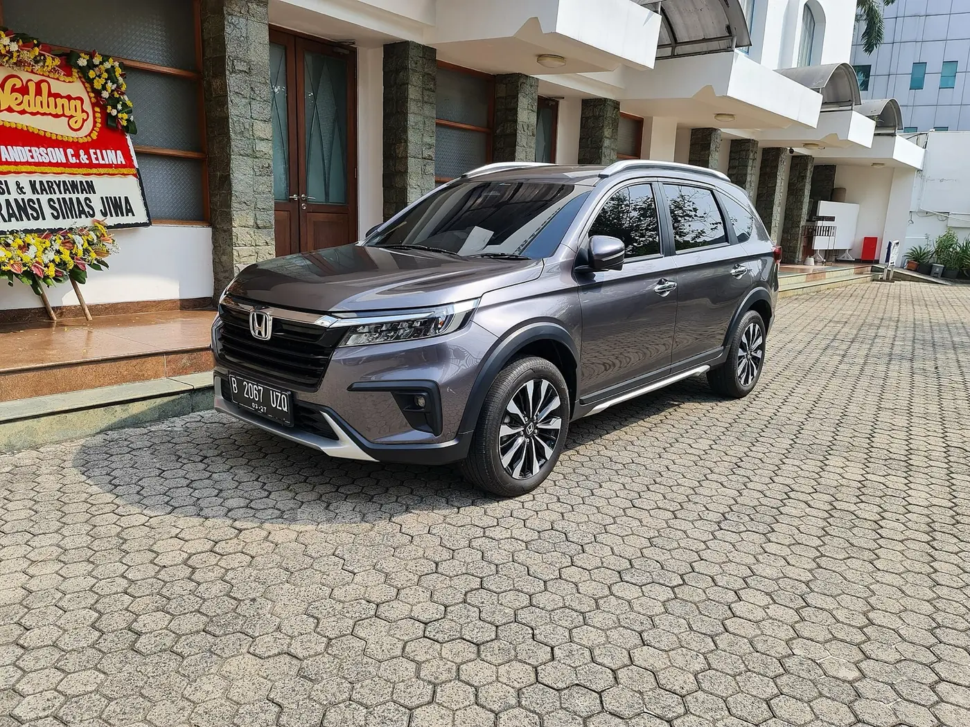 Honda BR-V 2026, vista 3/4 frontal, foto 2