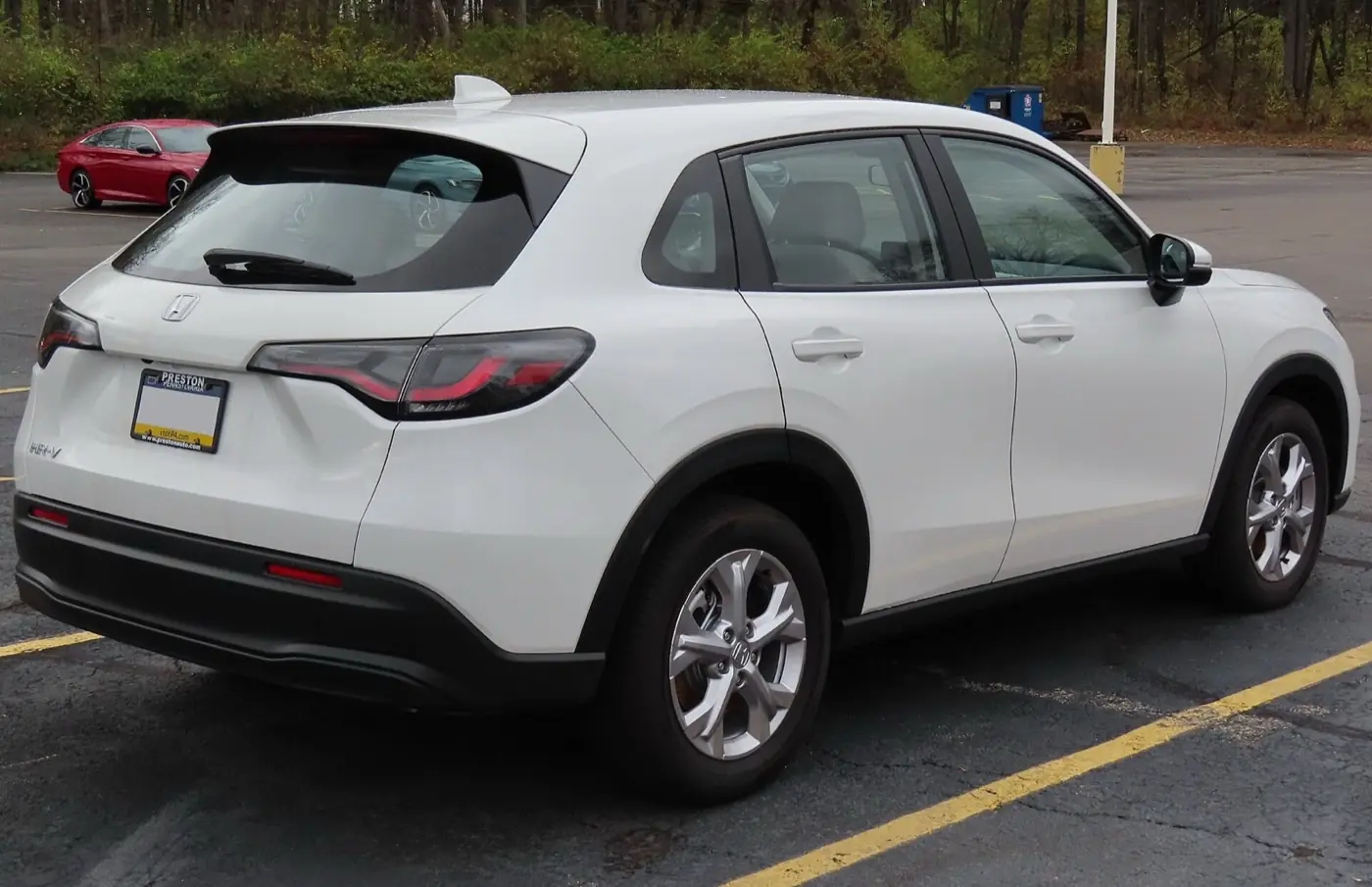 Honda HR-V 2027, vista 3/4 trasera