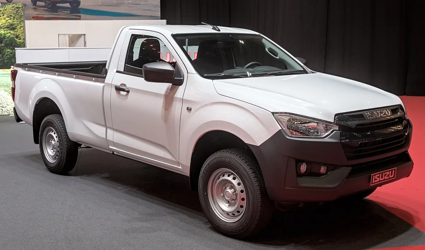 Isuzu D-MAX , vista 3/4 frontal, foto 1