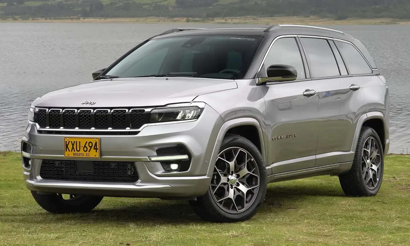 Jeep Commander 2026, vista 3/4 frontal, foto 1