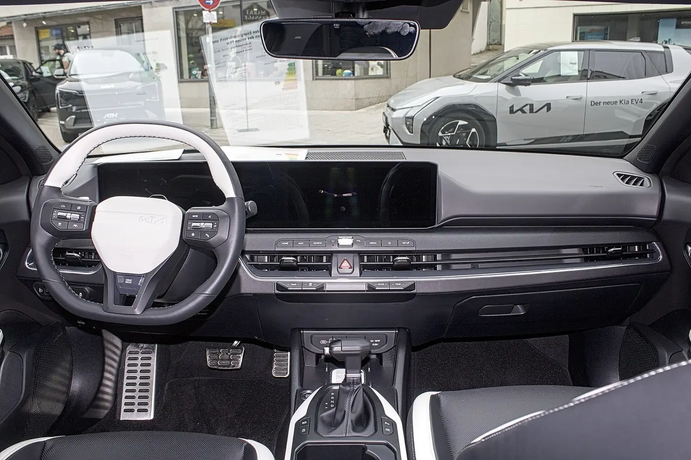 Kia K4 Sedán 2027, vista interior