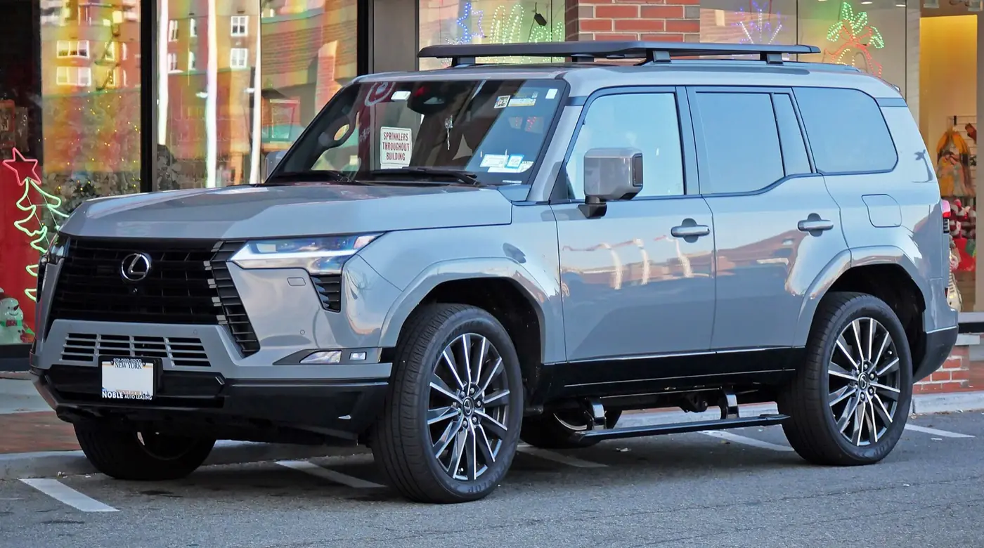 Lexus GX 2026, vista 3/4 frontal, foto 2