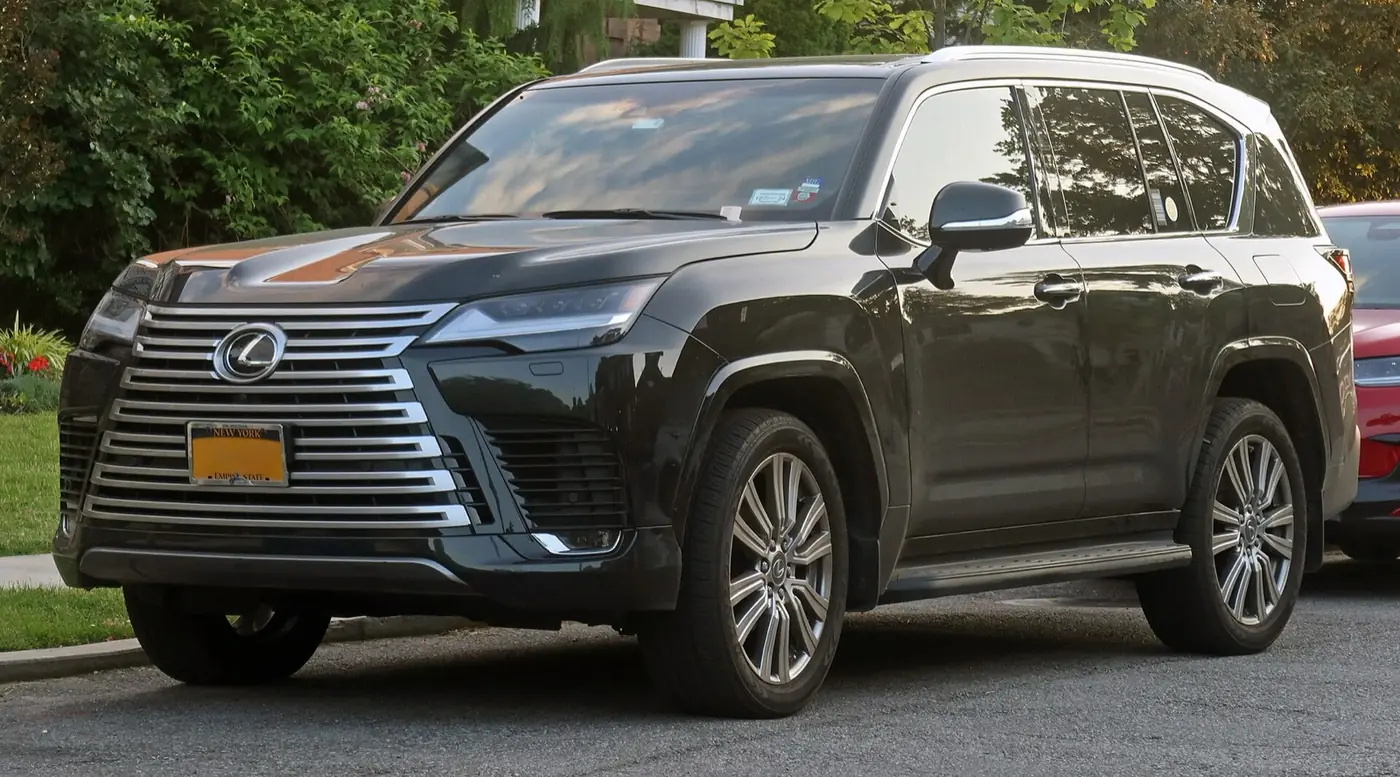 Lexus LX 2026, vista 3/4 frontal, foto 1