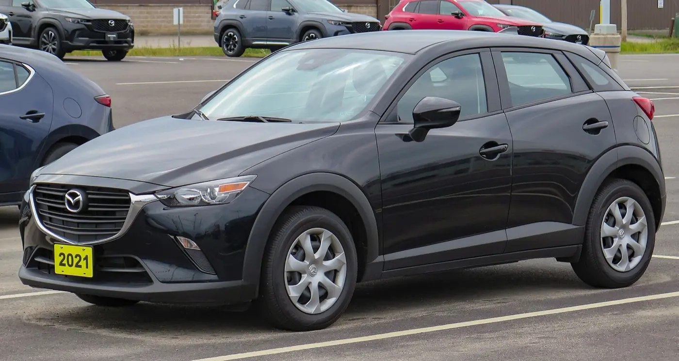 Mazda CX-3 2026, vista 3/4 frontal, foto 2