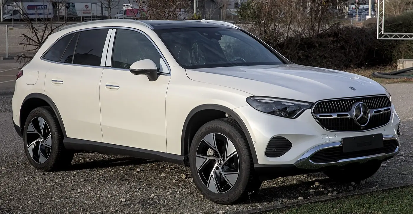 Mercedes-Benz GLC 2027, vista 3/4 frontal, foto 2