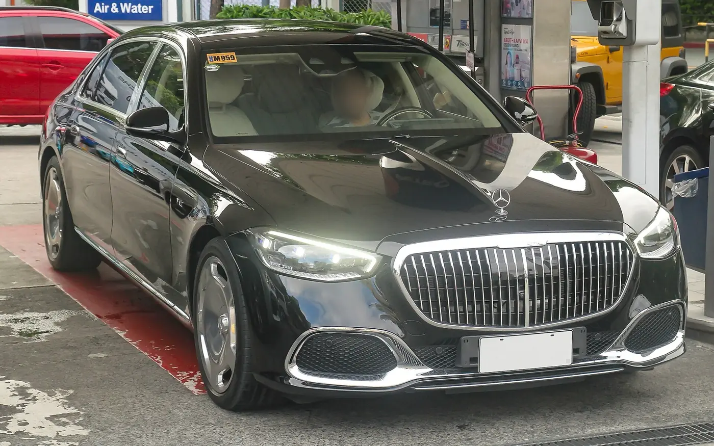 Mercedes-Benz Mercedes-Maybach Clase S 2027, vista 3/4 frontal, foto 2