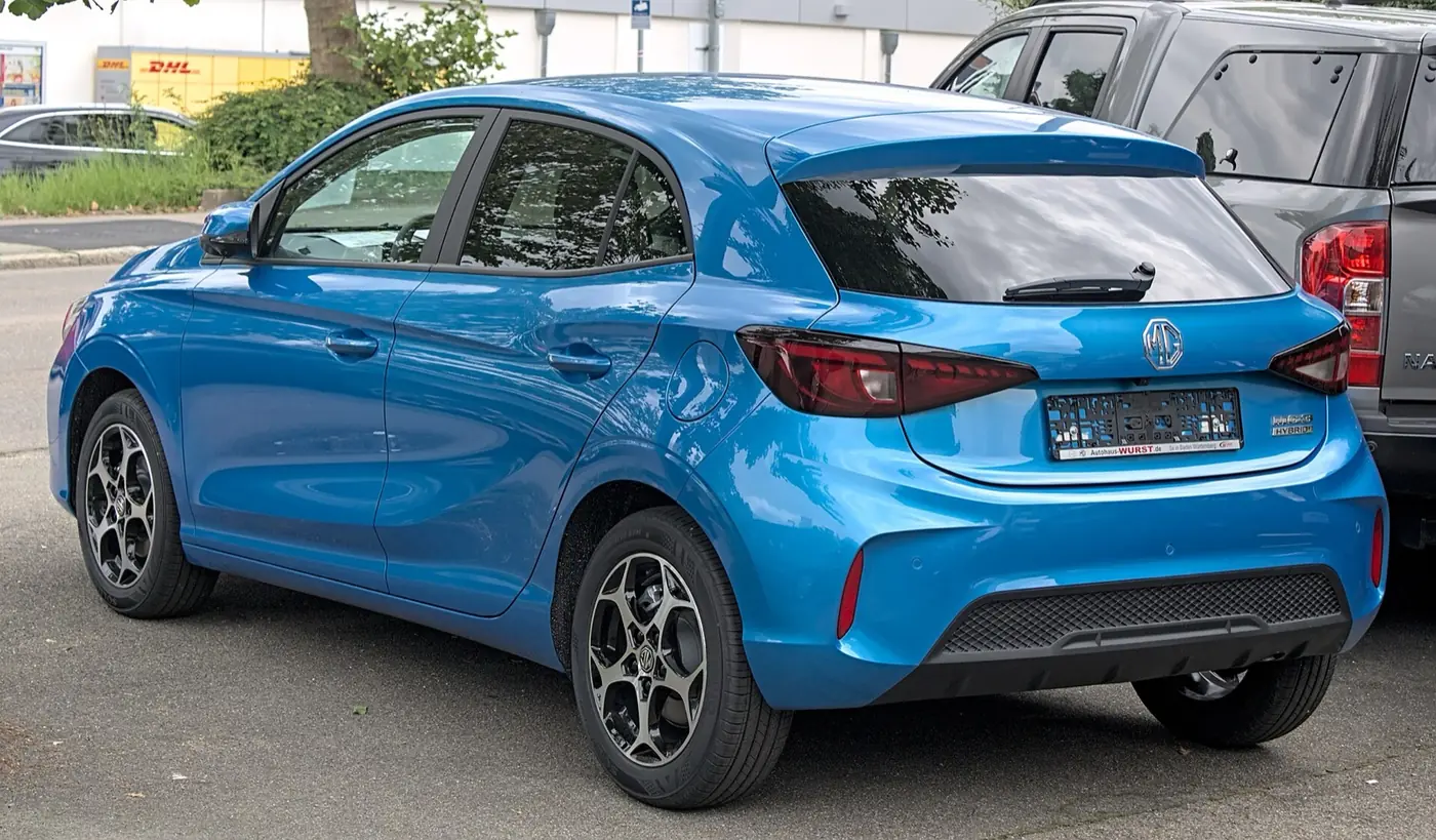 MG MG3 2026, vista 3/4 trasera