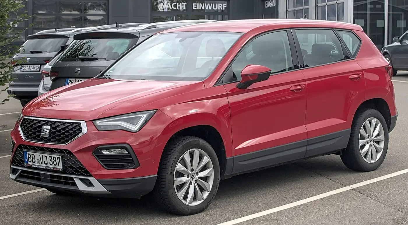 SEAT Ateca 2026, vista 3/4 frontal, foto 1