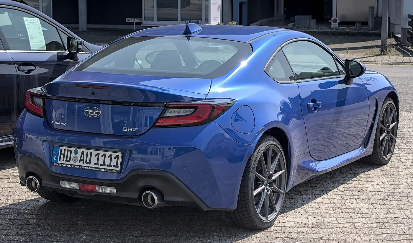 Subaru BRZ 2026, vista 3/4 trasera