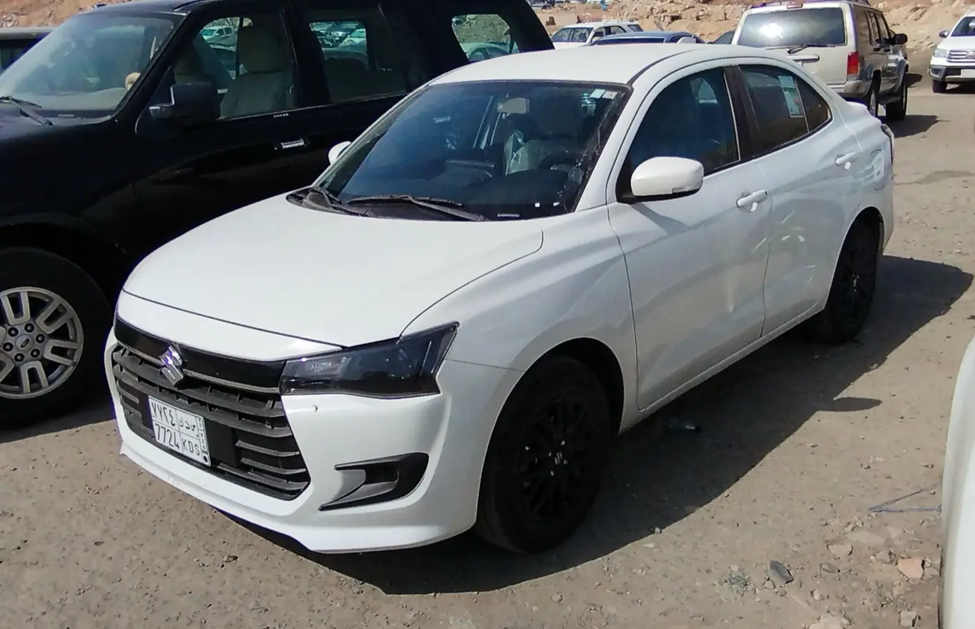 Suzuki Dzire 2027, vista 3/4 frontal