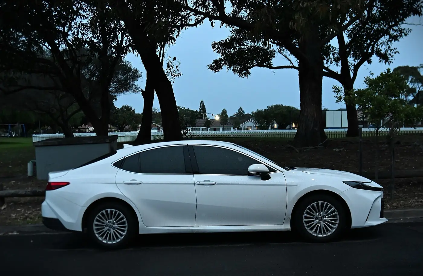 Toyota Camry 2026, vista perfil